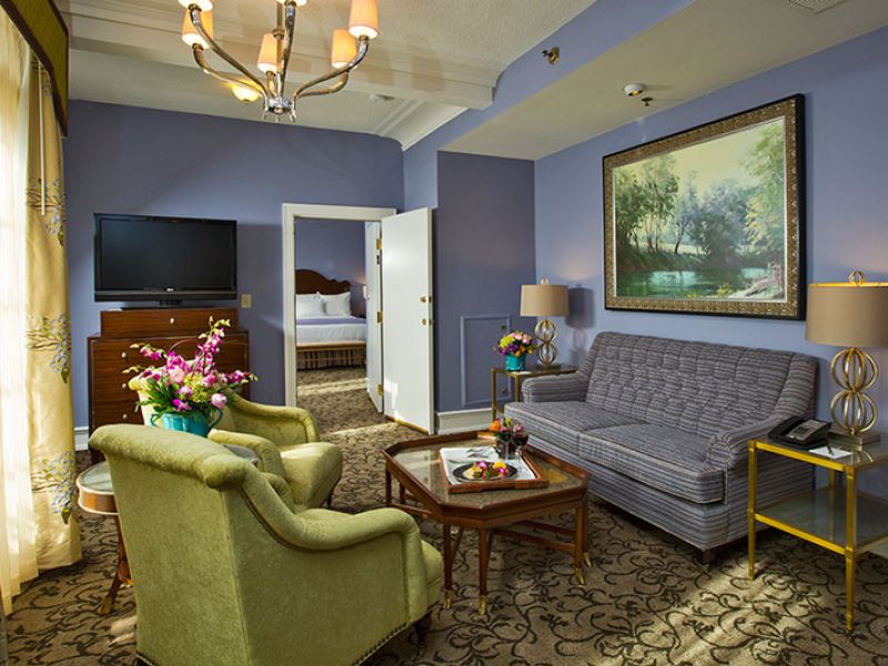 Peabody Hotel Junior Suite Parlor